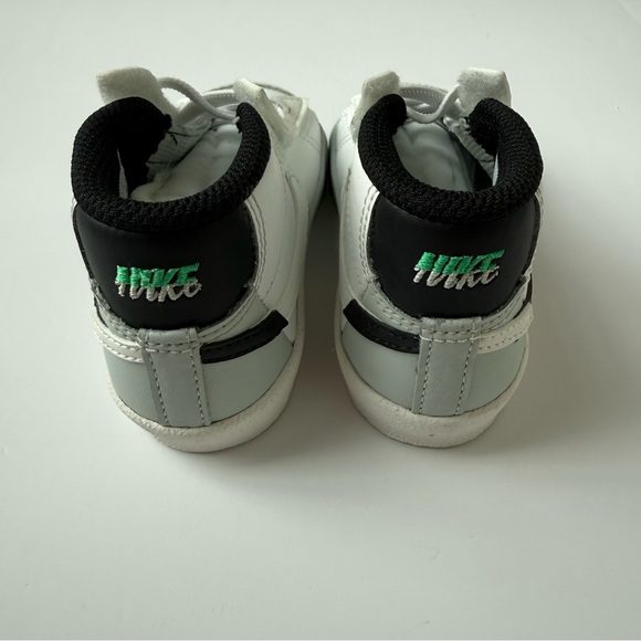 Nike Blazer Mid ’77 Toddler Sneakers White Black Size 7 Velcro - Picture 3 of 5